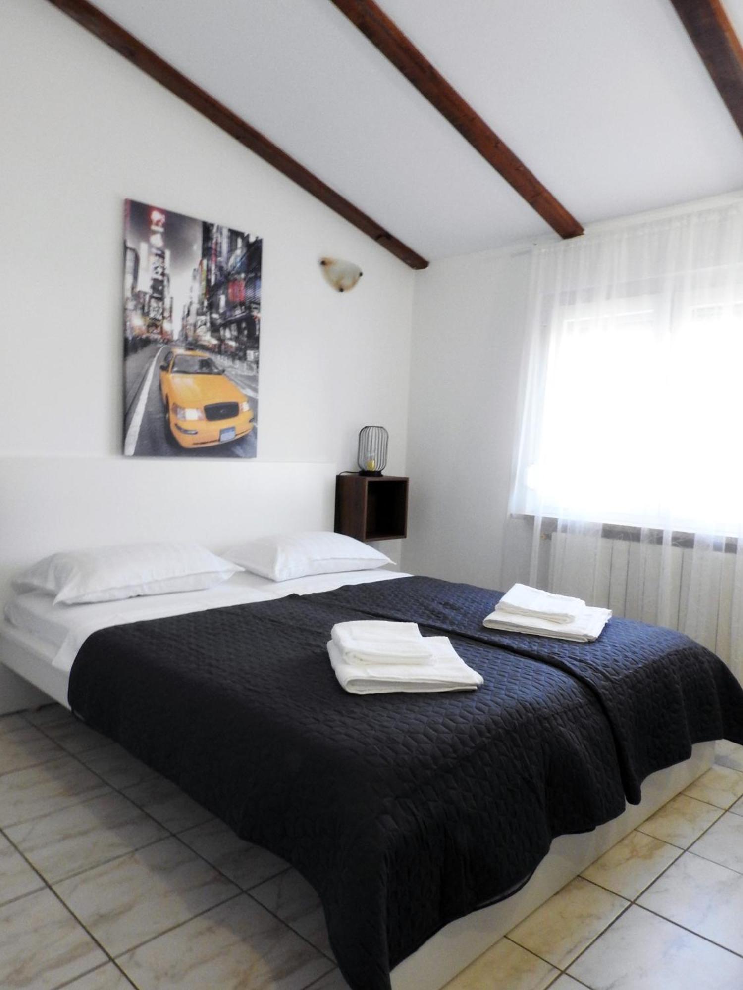 Apartman Ines- Stinjan Πούλα Εξωτερικό φωτογραφία